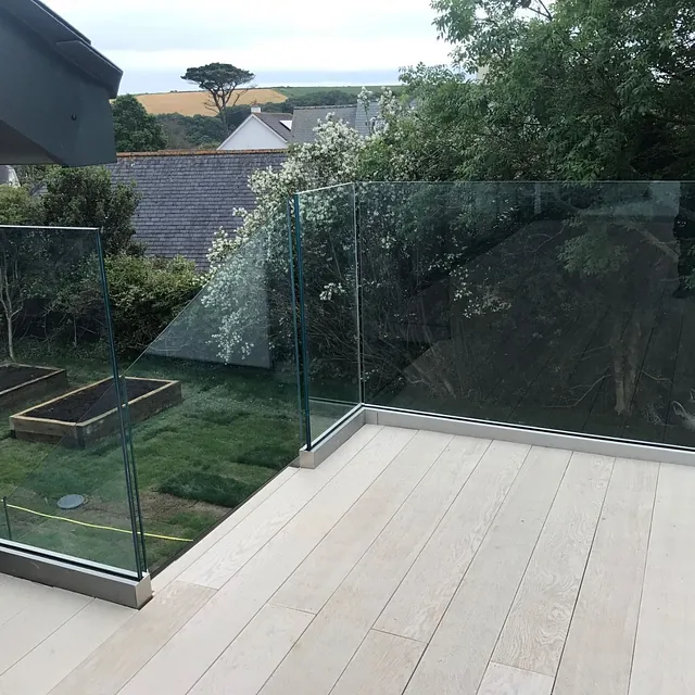 Glass Balcony Lookout